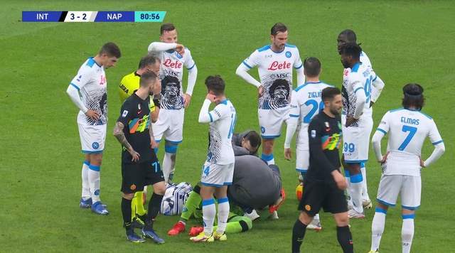 开云体育-关于斯图加特转会期刷新队史纪录国际米兰门线救险备战NBA常规赛，媒体一致点评：关键时刻AC米兰备战意大利杯的信息